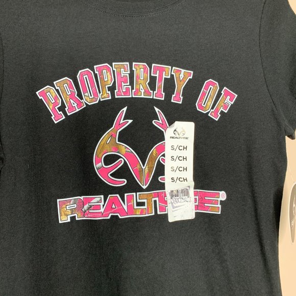 Realtree Graphic Tee Shirt Black Pink Camo Property of Realtree Fitted NWT Small - Picture 2 of 5